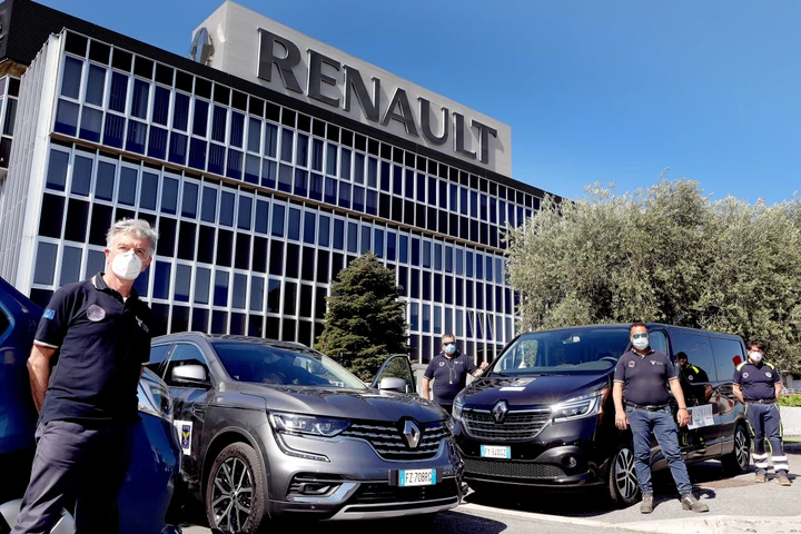 Renault supporta l’Italia e la Protezione Civile