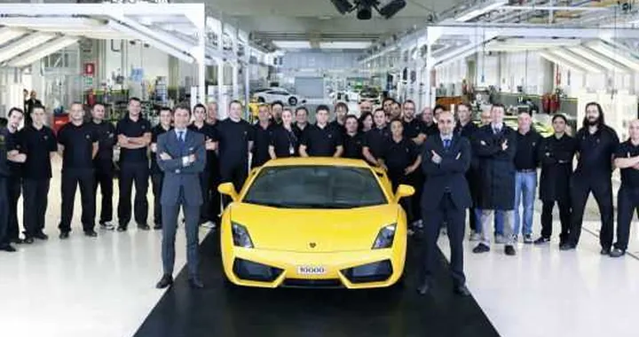 Lamborghini Gallardo a quota 10.000