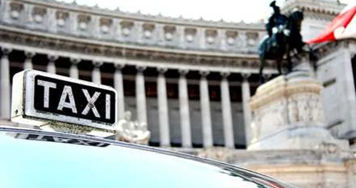 Roma: retate anti tassisti abusivi