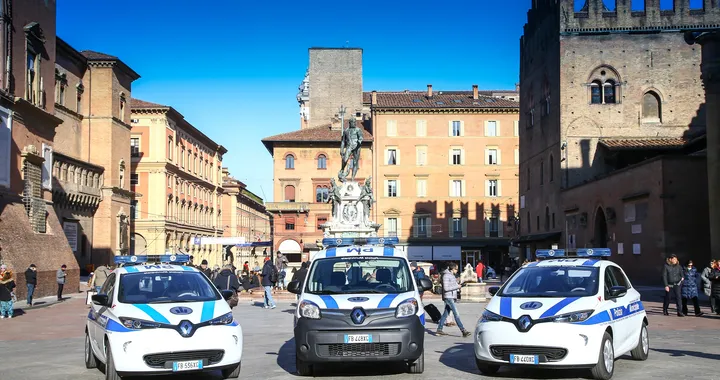 Renault: 76 auto elettriche per la regione Emilia Romagna