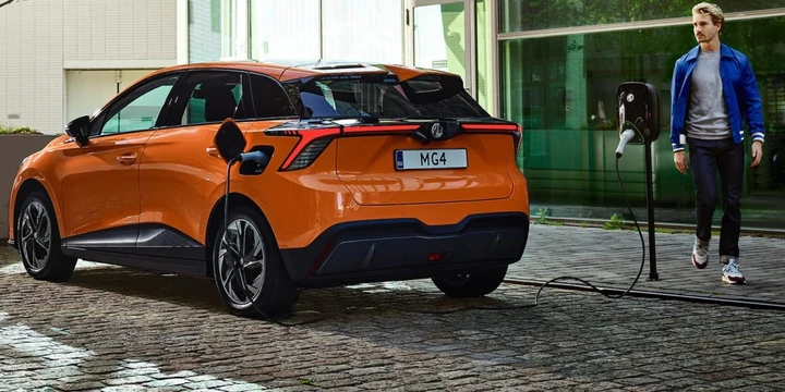 Le auto elettriche battone le termiche in affidabilità: il report di ADAC