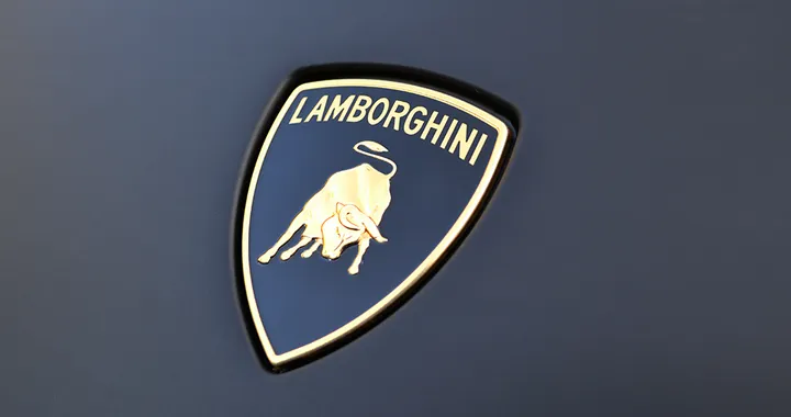 Lamborghini: in arrivo la Aventador SVJ
