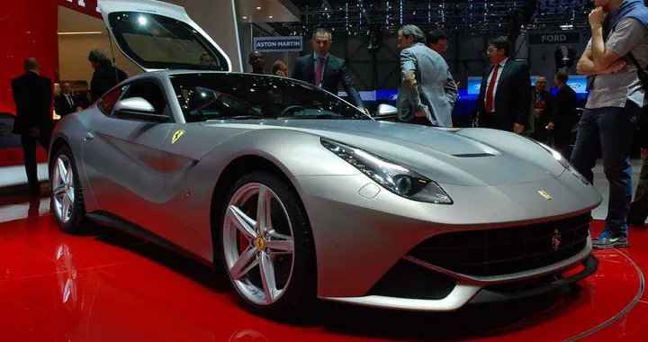 Ferrari F12 berlinetta al Salone di Ginevra