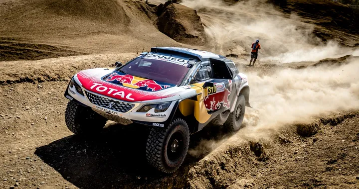 Le Peugeot di Sainz e Loeb iniziano il Rally del Marocco