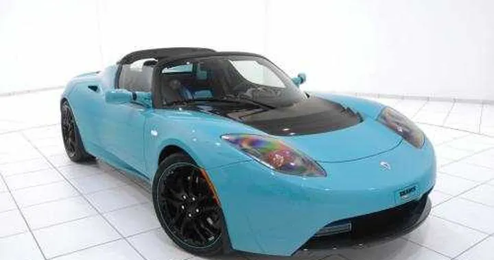 Tesla Roadster by Brabus: tuning ad emissioni zero