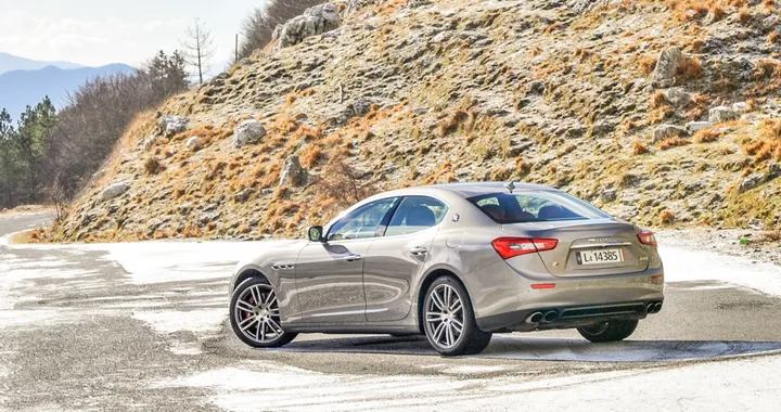 Maserati Ghibli S Q4 2016: la prova su strada