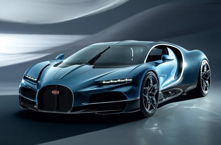 Bugatti Tourbillon: hypercar di lusso con motore V16 e sistema plug-in hybrid