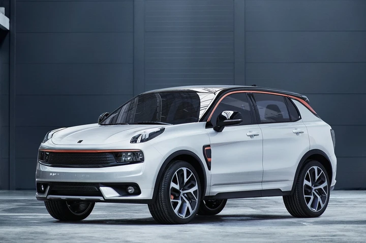 Lynk & CO 01: prime immagini ufficiali