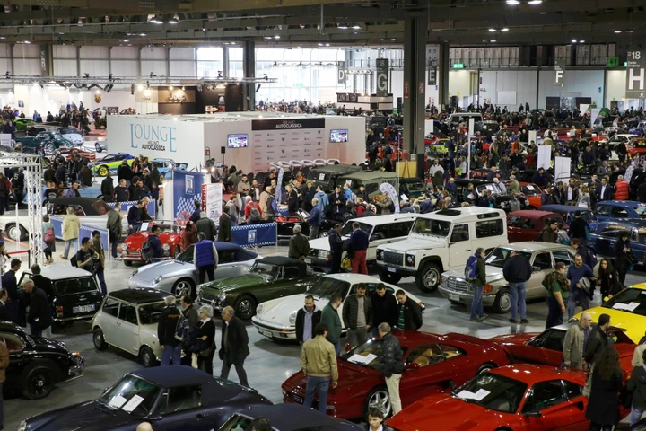 AutoClassica, le auto del passato protagoniste a Milano