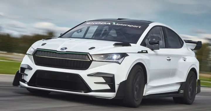 Skoda Enyaq RS Race: l’elettrica che sfida il rally con 335 cavalli
