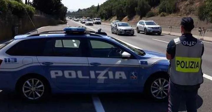 Autocertificazione spostamenti: quante persone possono viaggiare in auto?