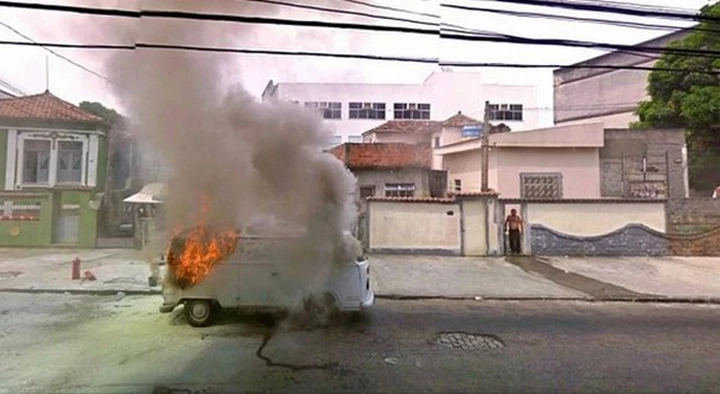 Google Street View e motori: le foto più imbarazzanti