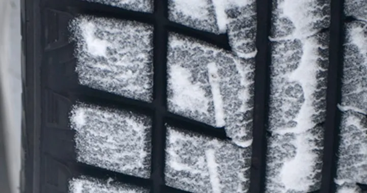 Pneumatici invernali: il 15 novembre scatta l’obbligo per tutti