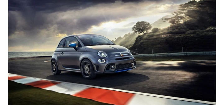 Abarth: in pista con gli Abarth Scorpion Hot Lap