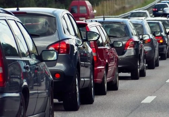 Tamponamento a catena: chi paga e come funziona