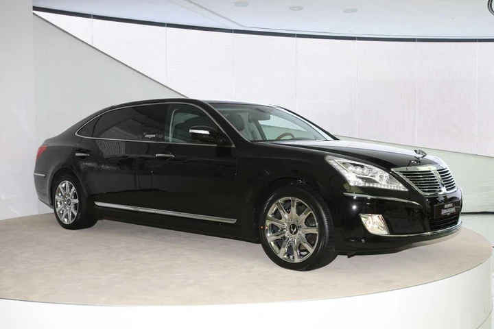 Hyundai Equus Limo