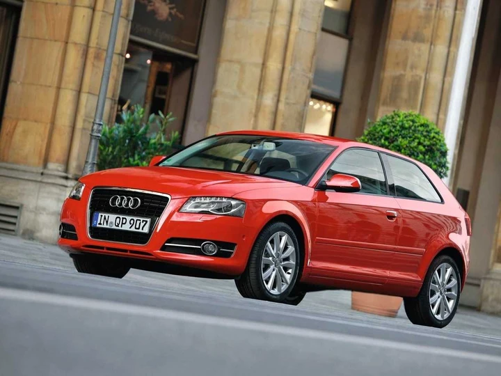 Audi A3 e Audi A3 Cabriolet Model Year 2011