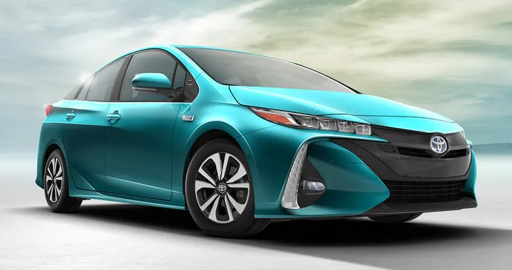 Toyota Prius Prime: a New York l’ibrida diventa plug-in