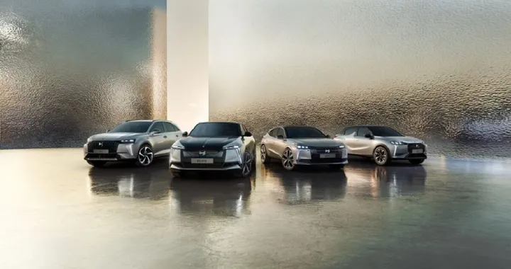 DS Automobiles a Bruxelles 2026: sei modelli e anteprima DS E‑TENSE FE25