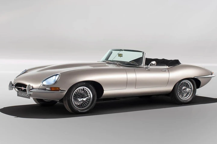 Jaguar E-Type Zero elettrica 2018: immagini ufficiali