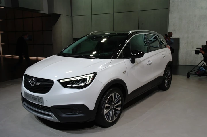 Opel Crossland X: a Ginevra la sostituta della Meriva