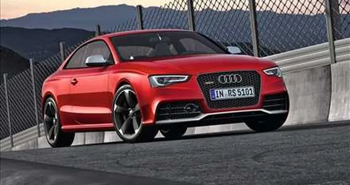 Audi RS 5 Coupé: prezzi da 82.280 euro