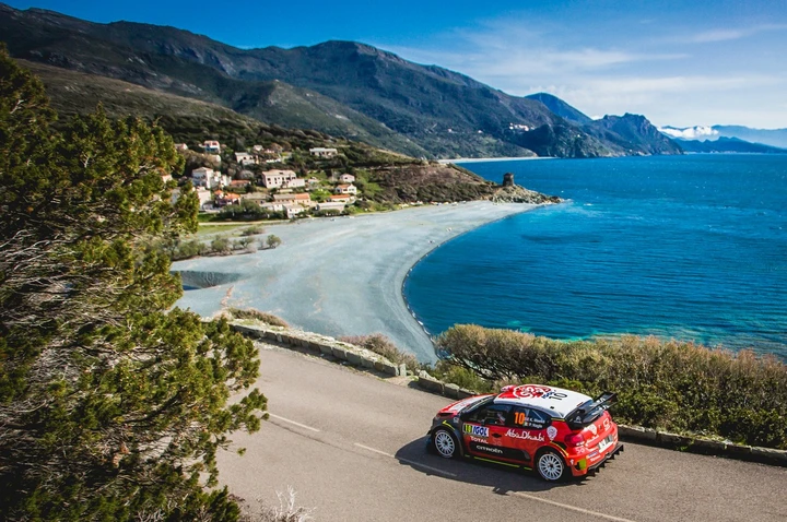 Rally, Tour de Corse: finale in crescendo per le Citroen C3 WRC
