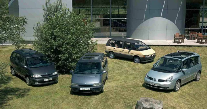Renault Espace compie 30 anni