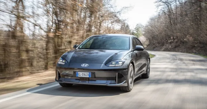 Hyundai Ioniq 6: primo contatto con la berlina elettrica
