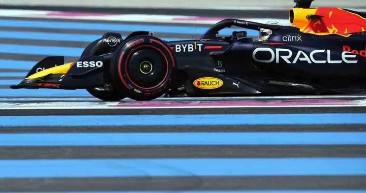 F1 Francia 2022: Verstappen vince, Leclerc a muro