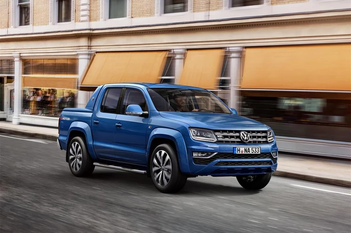Volkswagen Amarok Aventura V6, immagini ufficiali