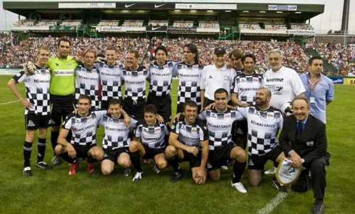La Nazionale Piloti contro i club Ferrari per l'Abruzzo a Monza
