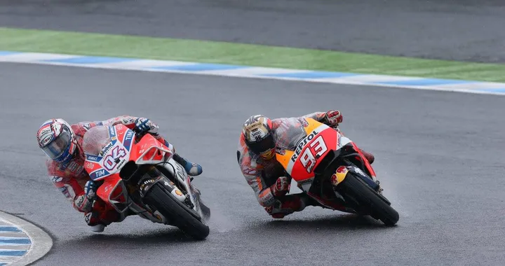 MotoGP 2017: Dovizioso suona la carica in Giappone, Marquez battuto in un epico duello