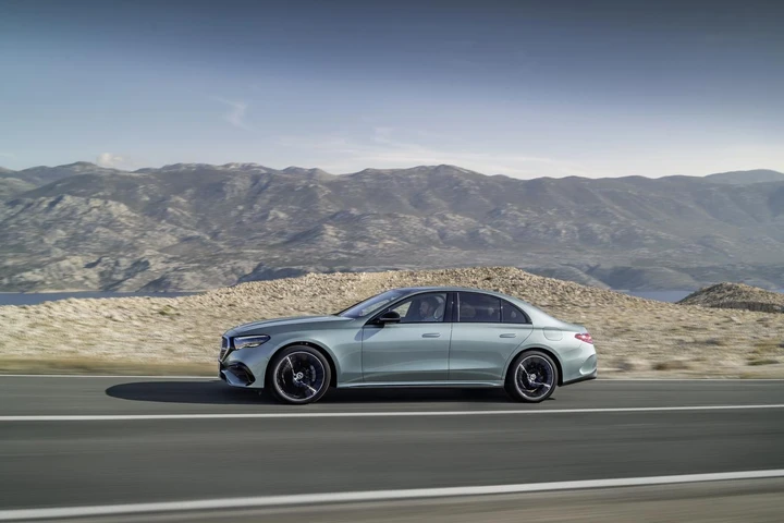 Mercedes Classe E 2023 Italia
