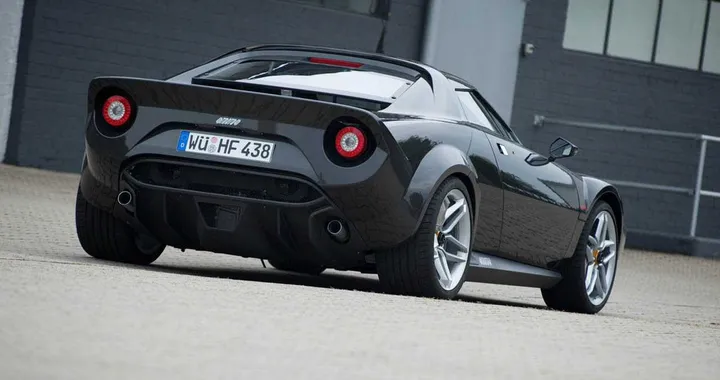 Montezemolo gira a Fiorano con la Stratos, il video