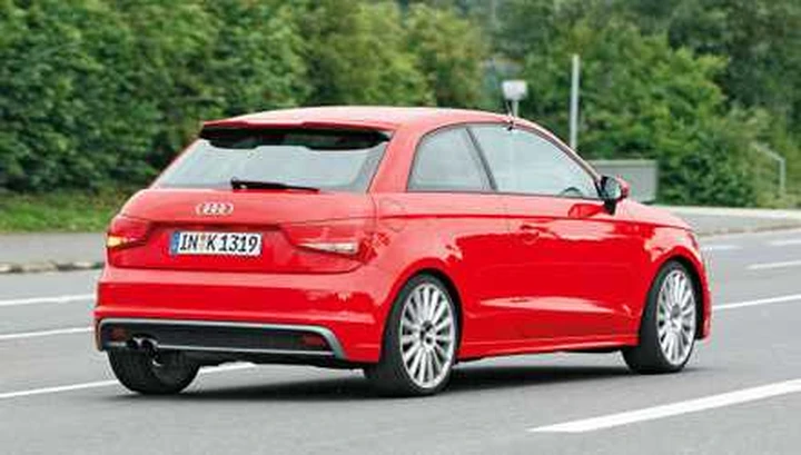 Audi: a Parigi il piccolo bolide S1 da 200 CV