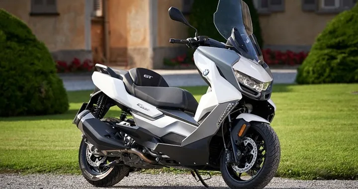 Bmw: gli scooter C400 X e C400 GT Online Edition disponibili esclusivamente sul Web