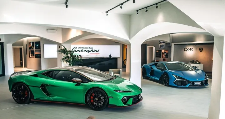Porto Cervo, il battito del Toro: Lamborghini Lounge accende la Costa Smeralda