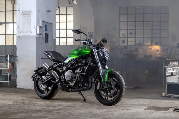 Benelli 752S: le immagini ufficiali
