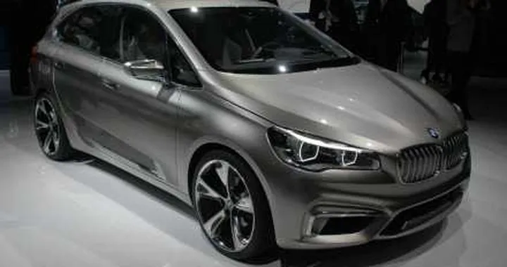Bmw Active Tourer Concept al Salone di Parigi