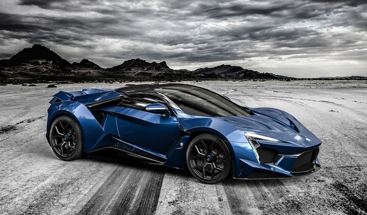 W Motors Fenyr SuperSport: supercar araba da 900 CV