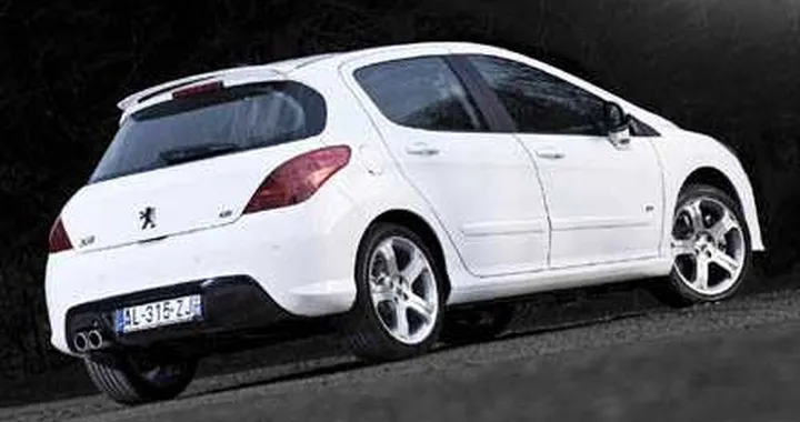 Peugeot 308 GTi: 200 CV a 23.900 euro!
