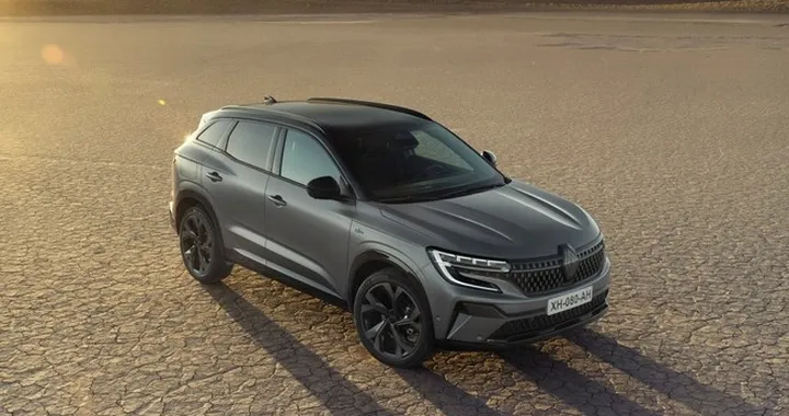 Renault Austral: al via i preordini
