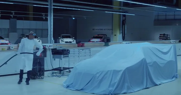 Hyundai Motorsport: il teaser dell'elettrica che debutterà a Francoforte