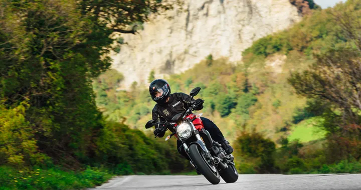 Ducati: promozione sulle sue moto depotenziate