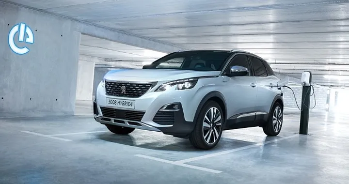 Peugeot 3008 GT Hybrid4: caratteristiche, dotazioni e consumi