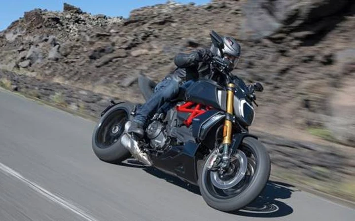 Ducati Diavel 1260: nel 2021 una edizione firmata Lamborghini