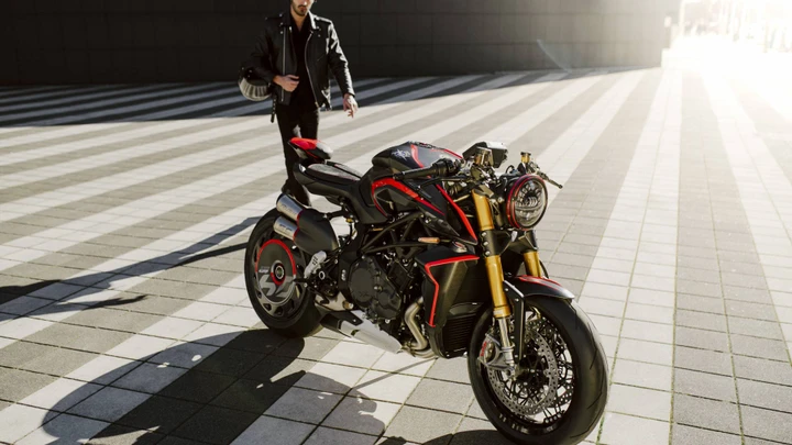 MV Agusta Rush 1000: la produzione della serie speciale parte a giugno