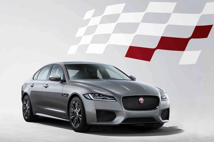 Jaguar XF e XF Sportbrake, arriva l’edizione speciale Chequered Flag