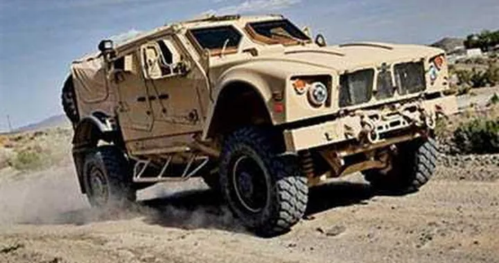 4x4 Oshkosh ATV: altro che Hummer!